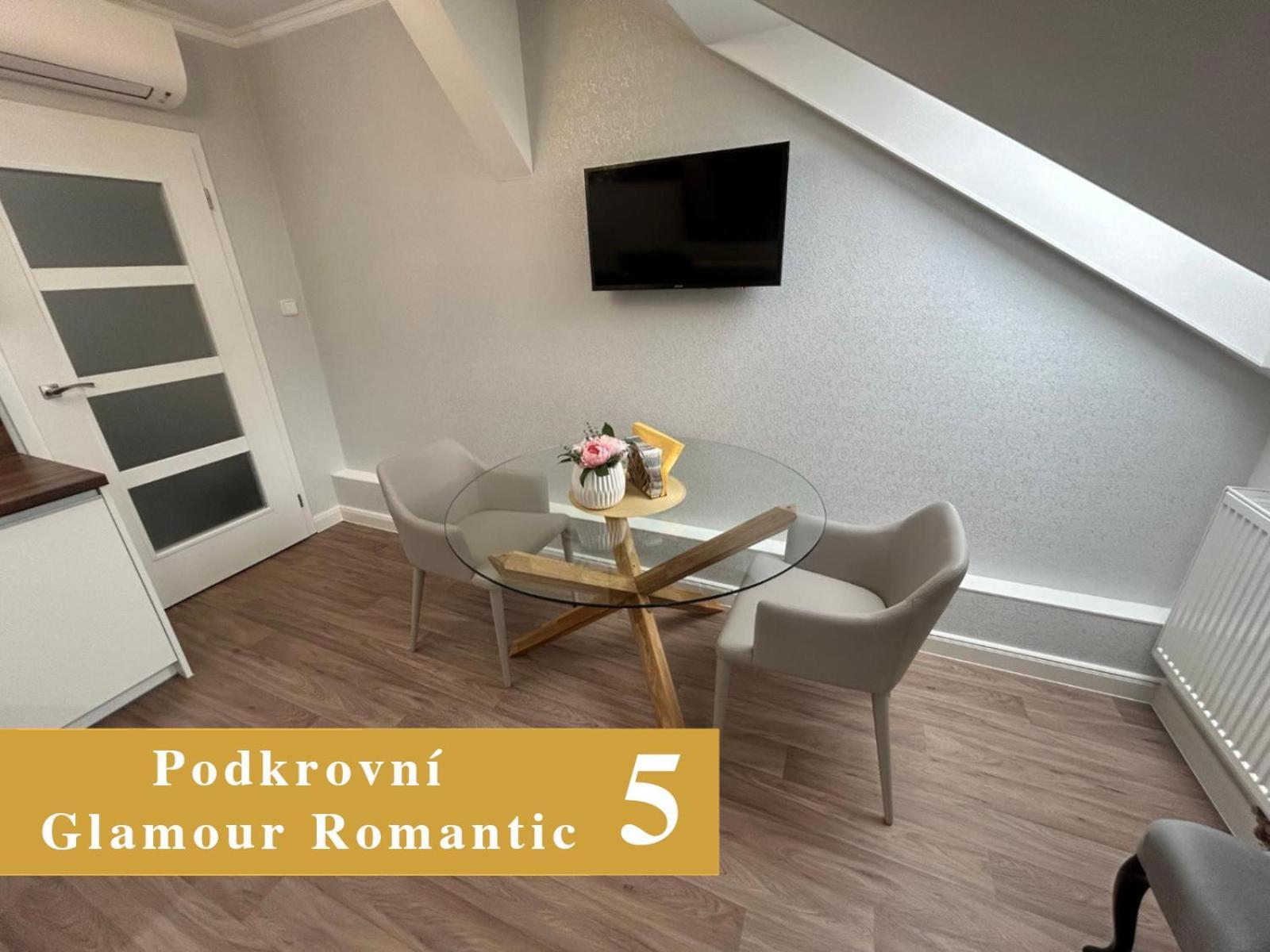 Efipa Glamour Apartments Plzeň Eksteriør bilde