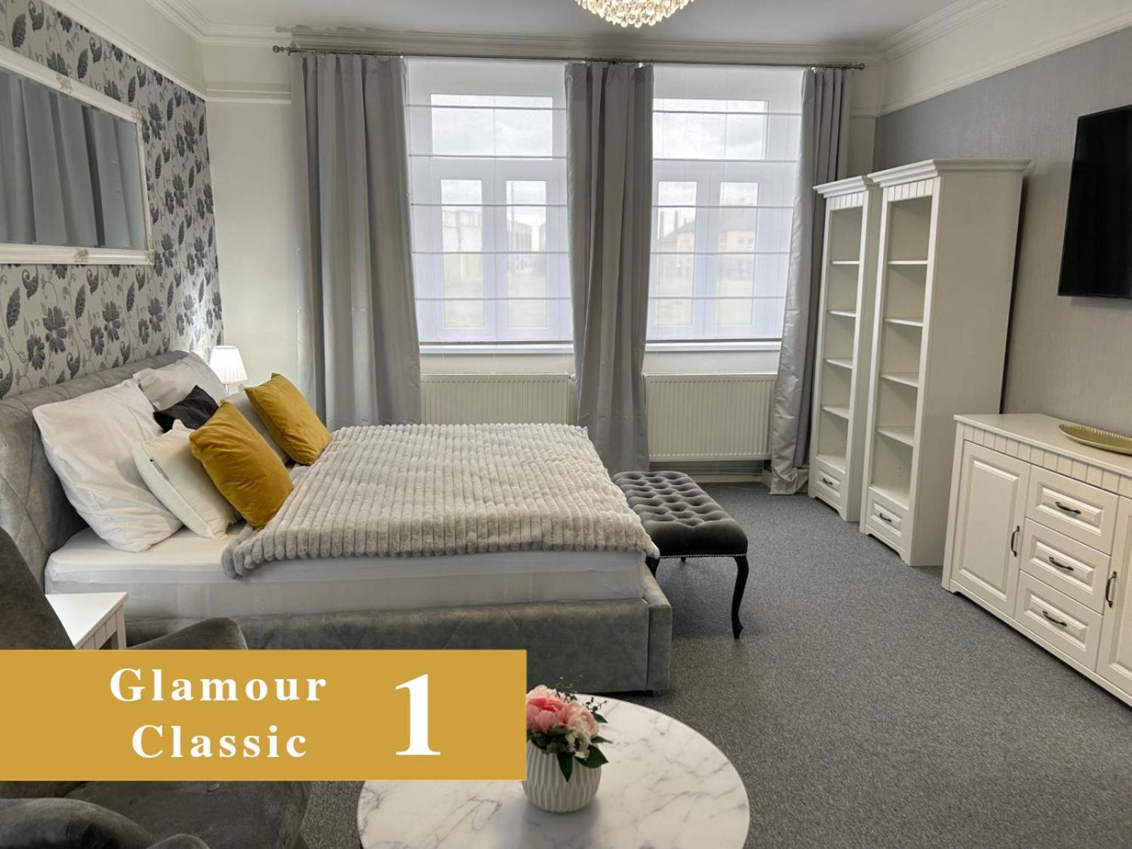 Efipa Glamour Apartments Plzeň Eksteriør bilde