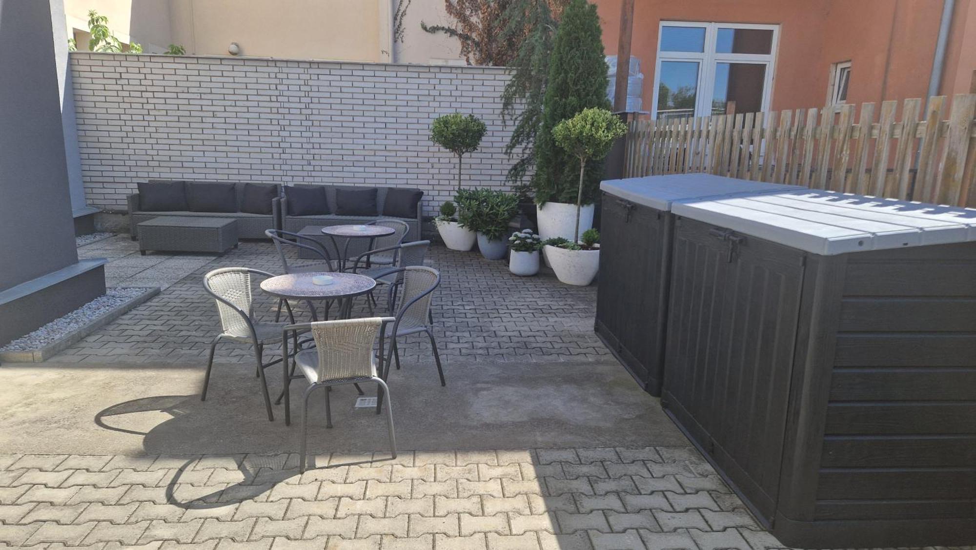Efipa Glamour Apartments Plzeň Eksteriør bilde